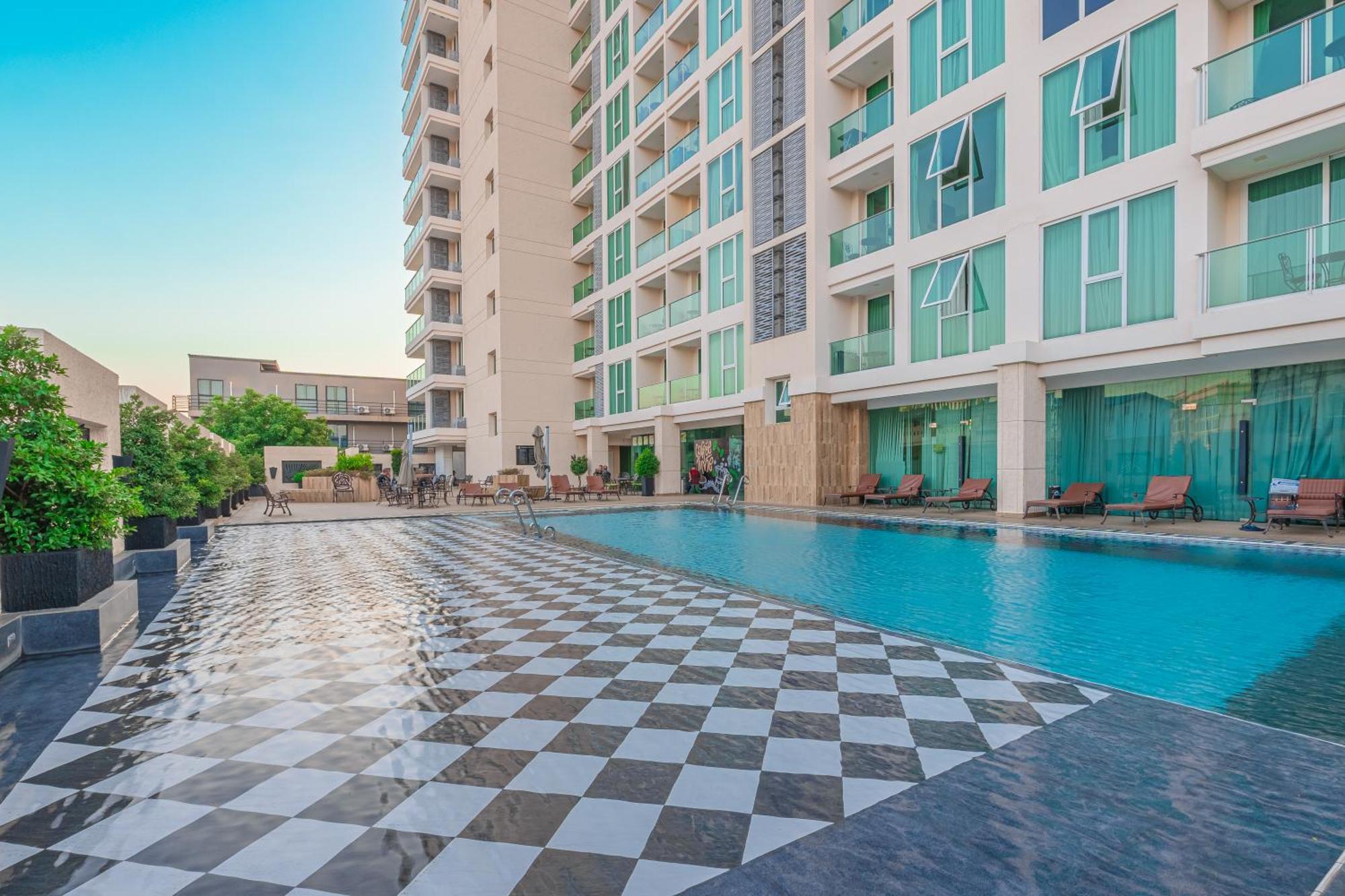 City Garden Tower By Pattaya Holiday المظهر الخارجي الصورة